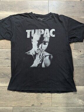 Black Graphic Short Sleeve Tee with Prayer Portrait